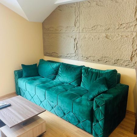 Apartmani Borova 2 เวลิโก กราดิชเต ภายนอก รูปภาพ