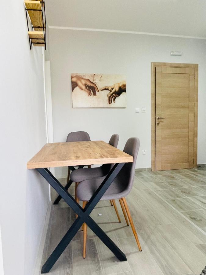 Apartmani Borova 2 เวลิโก กราดิชเต ภายนอก รูปภาพ