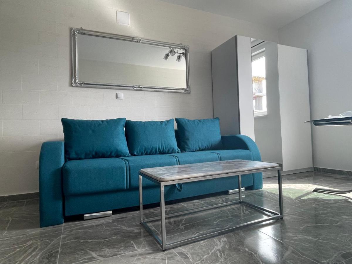 Apartmani Borova 2 เวลิโก กราดิชเต ภายนอก รูปภาพ